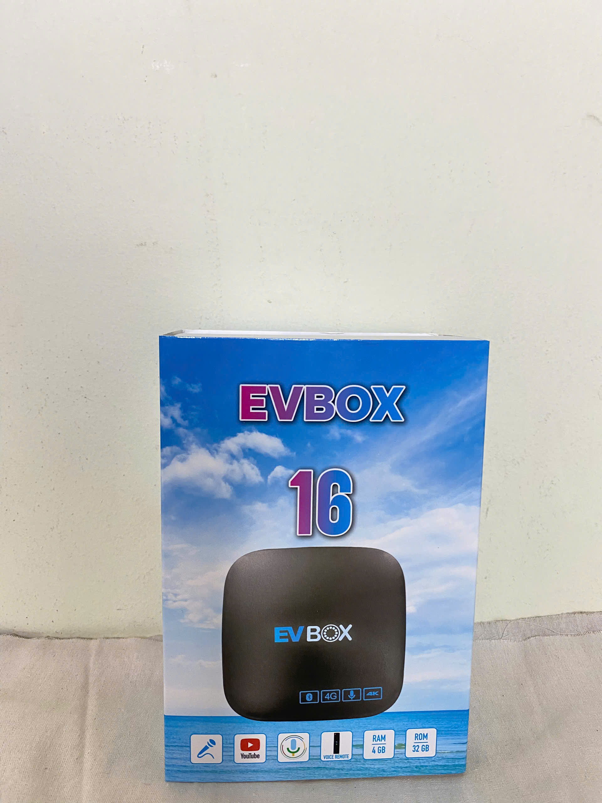 Android TV Box EVBOX 16 Pro 4K, có Bluetooth, remote Voice (Ram 4GB Rom 32GB) Android TV Box EVBOX 16 Pro 4K, có Bluetooth, remote Voice (Ram 4GB Rom 32GB)